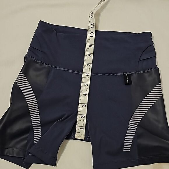 ATHLETA Allyson Felix Legend Shortie Blue Size xs - Picture 5 of 11